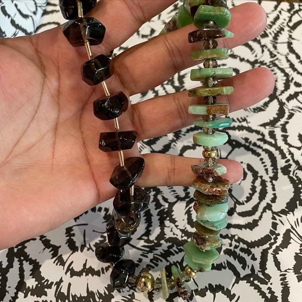 Stones Necklace - Picture 3 of 10